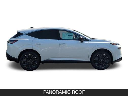 Everest White P 2026 Nissan Murano Platinum