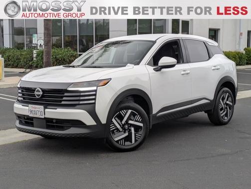 2025 Nissan Kicks SV