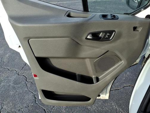 2021 Ford Transit-250 T-250 130 LOW RF 9070 GV