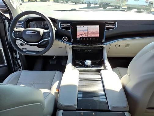 2024 Jeep Wagoneer BASE
