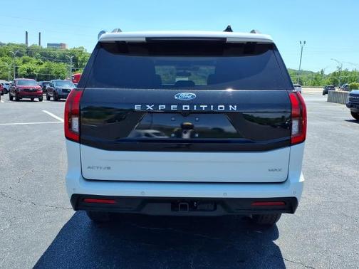 STAR WHITE MET TRI-COAT 2025 Ford Expedition ACTIVE