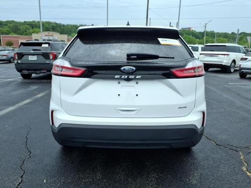 OXFORD WHITE 2024 Ford Edge SE