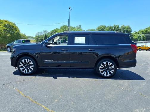 AGATE BLACK METALLIC 2025 Ford Expedition PLATINUM