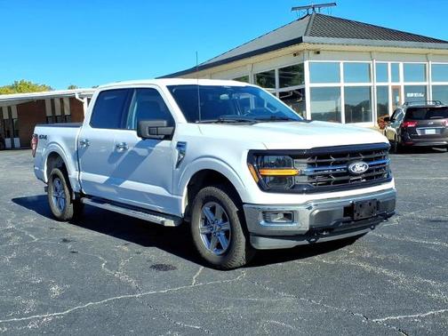 OXFORD WHITE 2024 Ford F-150 XLT