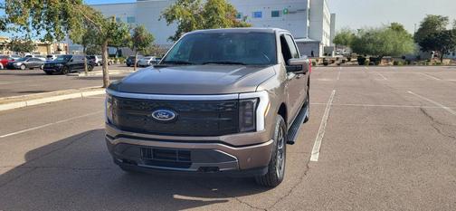 2023 Ford F-150 Lightning LARIAT