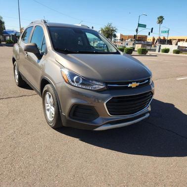 Stone Gray Metallic 2021 Chevrolet Trax LT