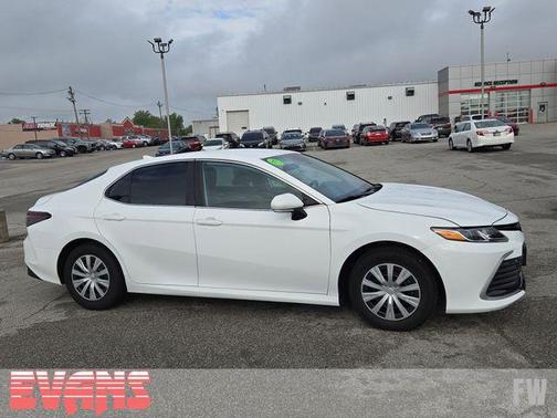 2022 Toyota Camry LE