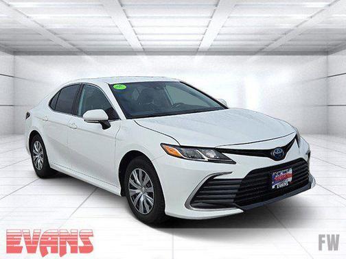 2022 Toyota Camry LE