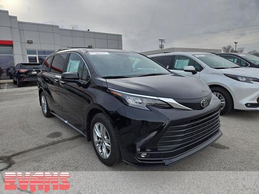 2026 Toyota Sienna XLE