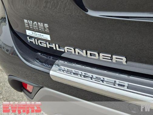 2026 Toyota Highlander Hybrid Platinum