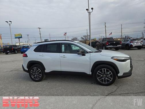 2026 Toyota Corolla Cross XLE