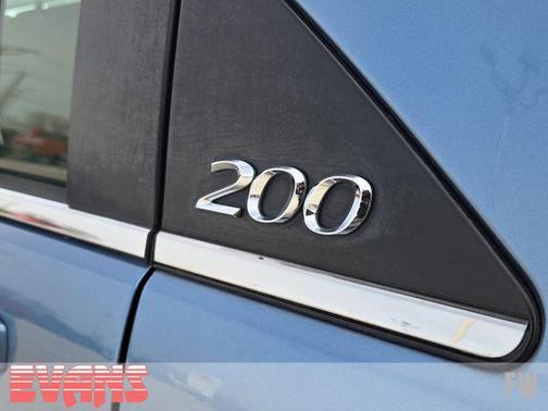 2011 Chrysler 200 LX