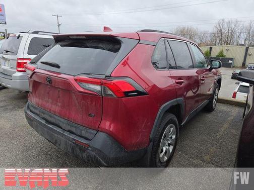 2021 Toyota RAV4 LE