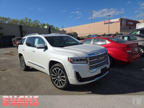 2020 GMC Acadia Denali