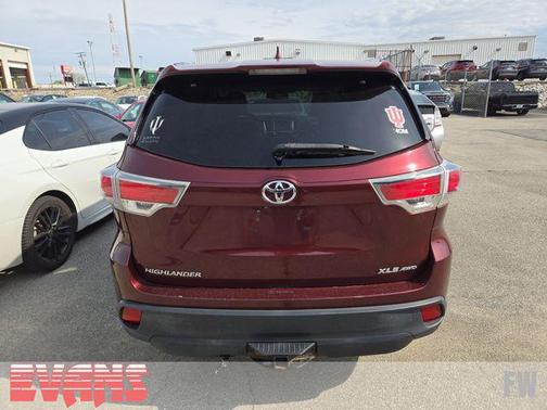 Ooh La La Rouge Mica 2014 Toyota Highlander XLE