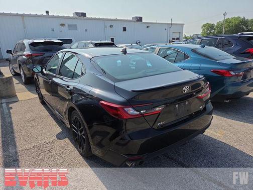 Black 2025 Toyota Camry SE