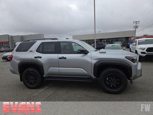 2025 Toyota 4Runner TRD Off Road Premium