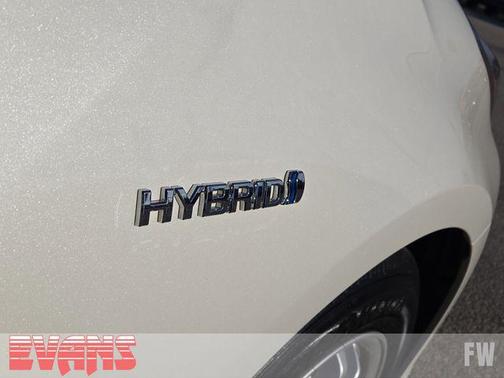 2016 Toyota Prius Two