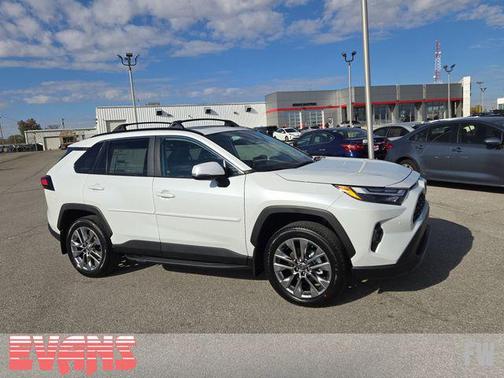 2025 Toyota RAV4 XLE Premium