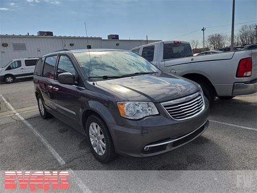 2015 Chrysler Town & Country Touring