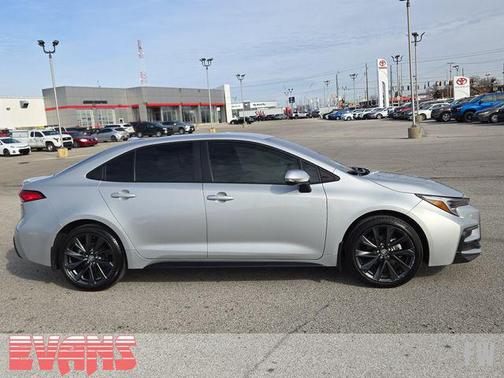 Classic Silver Metallic 2024 Toyota Corolla SE