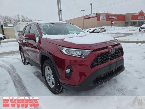 2020 Toyota RAV4 XLE