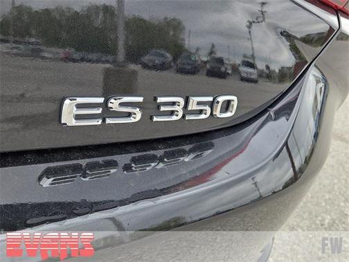 2022 Lexus ES 350 Base