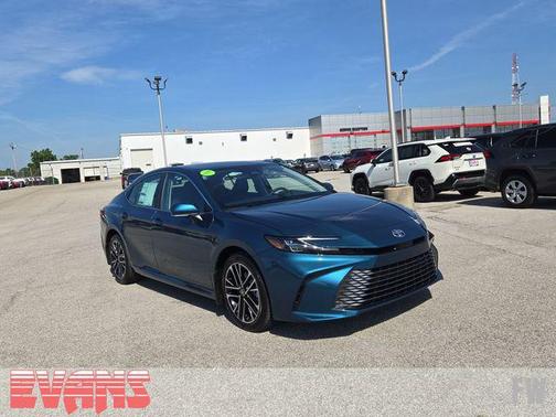 2025 Toyota Camry XLE