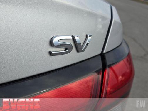 2023 Nissan Versa 1.6 SV