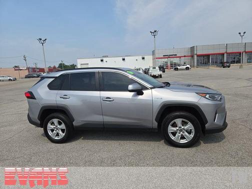 2021 Toyota RAV4 Hybrid XLE