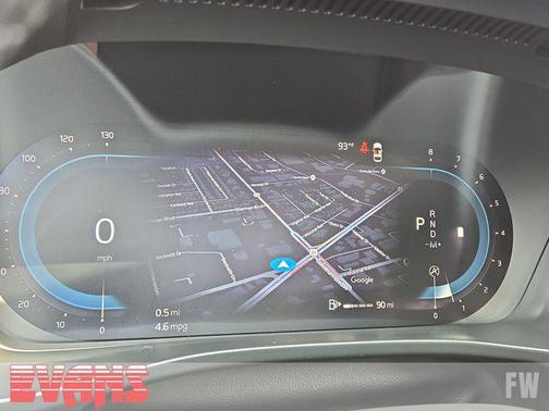 2023 Volvo XC40 B5 Plus Bright Theme