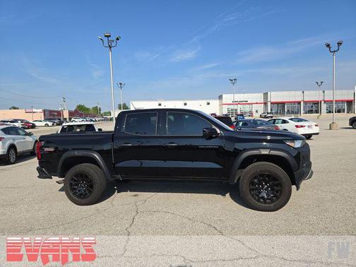 Black 2024 Chevrolet Colorado Trail Boss