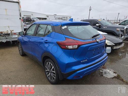 2021 Nissan Kicks SV