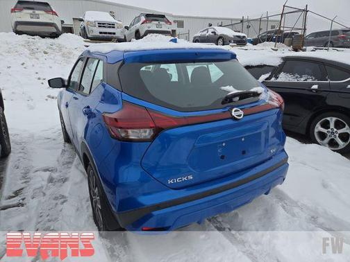 2021 Nissan Kicks SV
