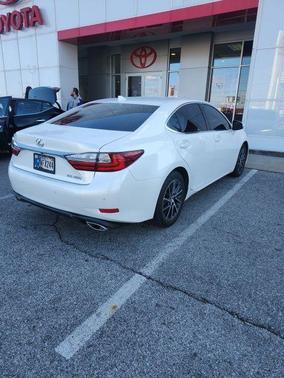 2017 Lexus ES 350 Base