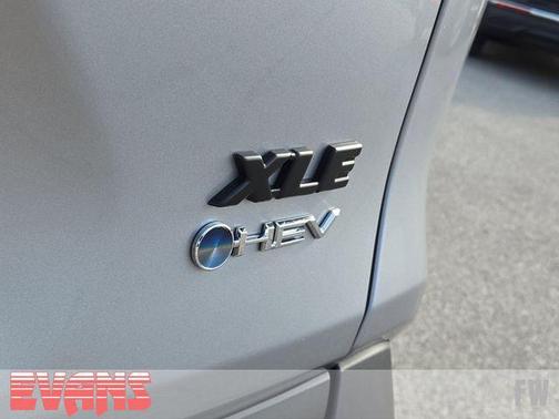 2025 Toyota RAV4 Hybrid XLE Premium