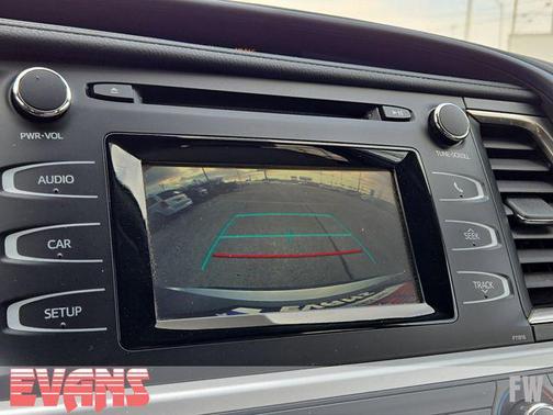 2019 Toyota Highlander LE I4