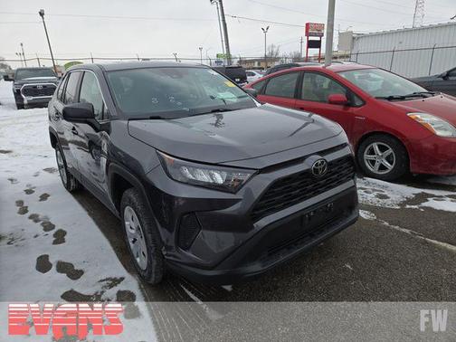2022 Toyota RAV4 LE