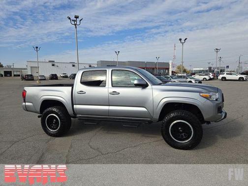 2022 Toyota Tacoma V6