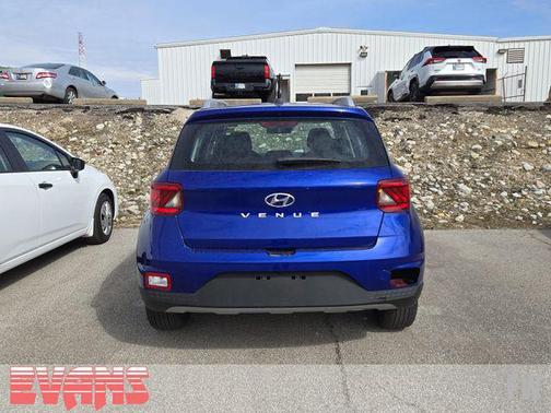 2024 Hyundai VENUE SEL