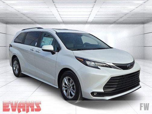 2026 Toyota Sienna XLE