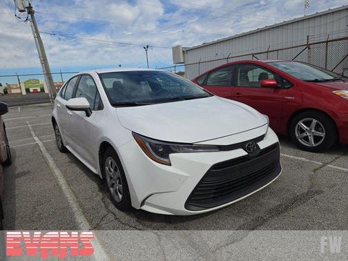 Ice Cap 2024 Toyota Corolla LE