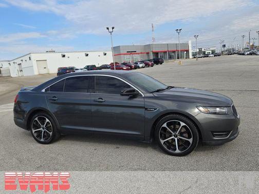 2016 Ford Taurus SHO