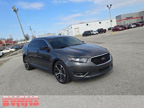 2016 Ford Taurus SHO