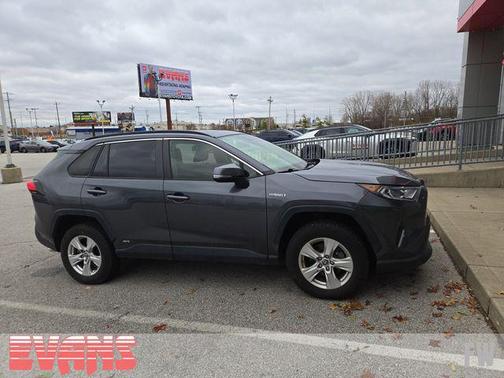 2020 Toyota RAV4 Hybrid XLE