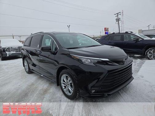 2026 Toyota Sienna XLE