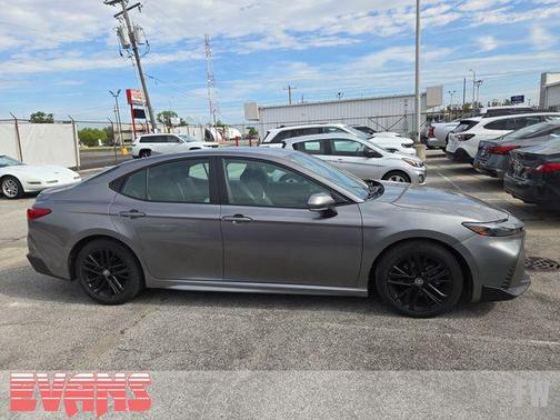 Heavy Metal 2025 Toyota Camry SE