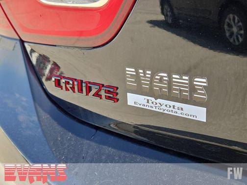 Black 2018 Chevrolet Cruze LT