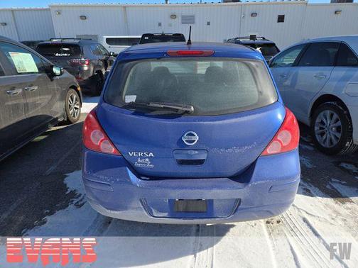 2011 Nissan Versa 1.8 S