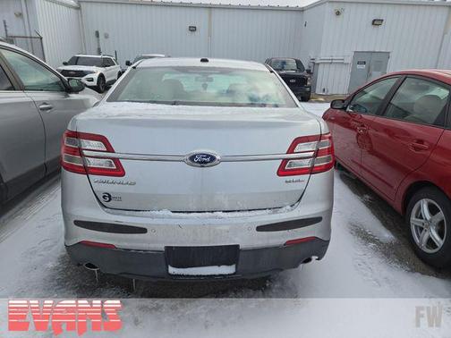 2015 Ford Taurus SEL
